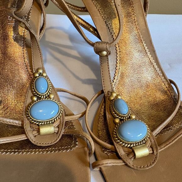 Nine West Strappy Tan Turquoise Color Stones Heel Size 6.5 - Picture 3 of 7